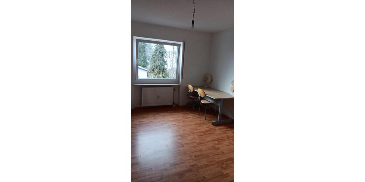 Etagenwohnung Erlangen Bruck - 3 Zimmer, 74 m&sup2;, 1.300&euro; | Angebot:25310580