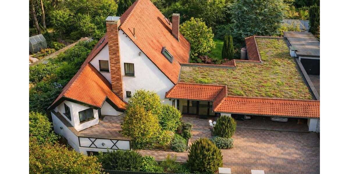 Einfamilienhaus Zirndorf - 6 Zimmer, 308 m&sup2;, 2.400&euro; | Angebot:26608411