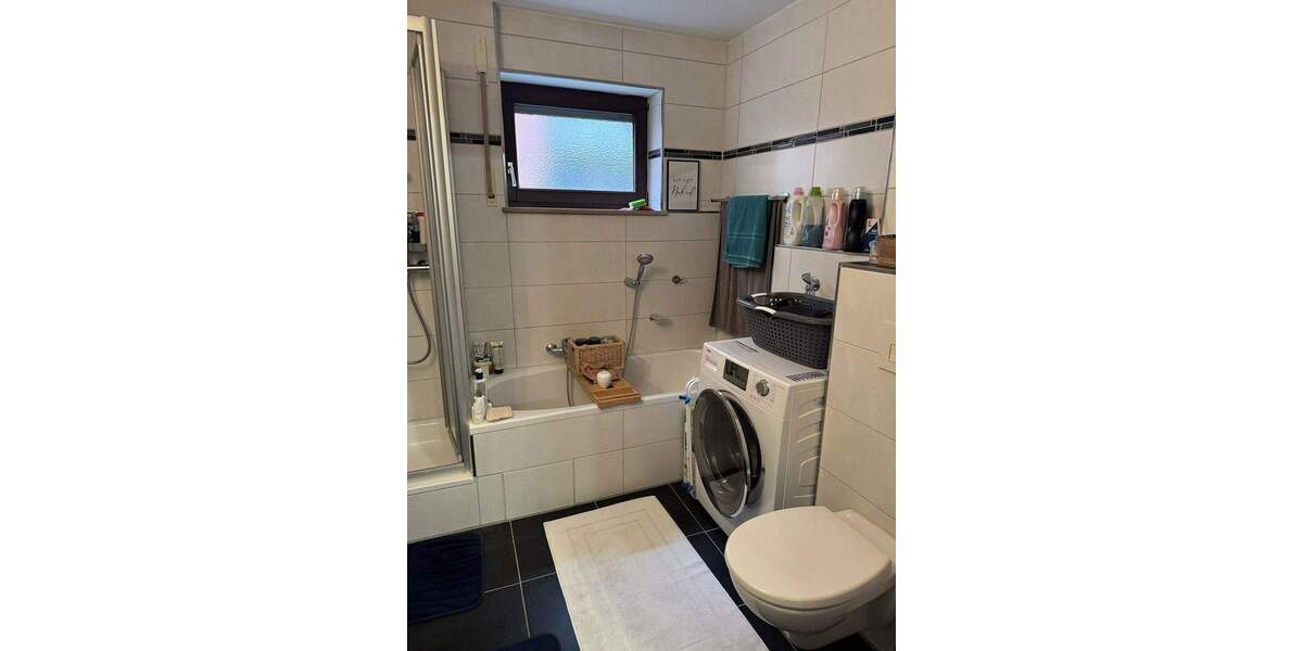 Etagenwohnung Erlangen Innenstadt - 2 Zimmer, 63 m&sup2;, 274.000&euro; | Angebot:25728899