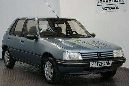 Peugeot 205