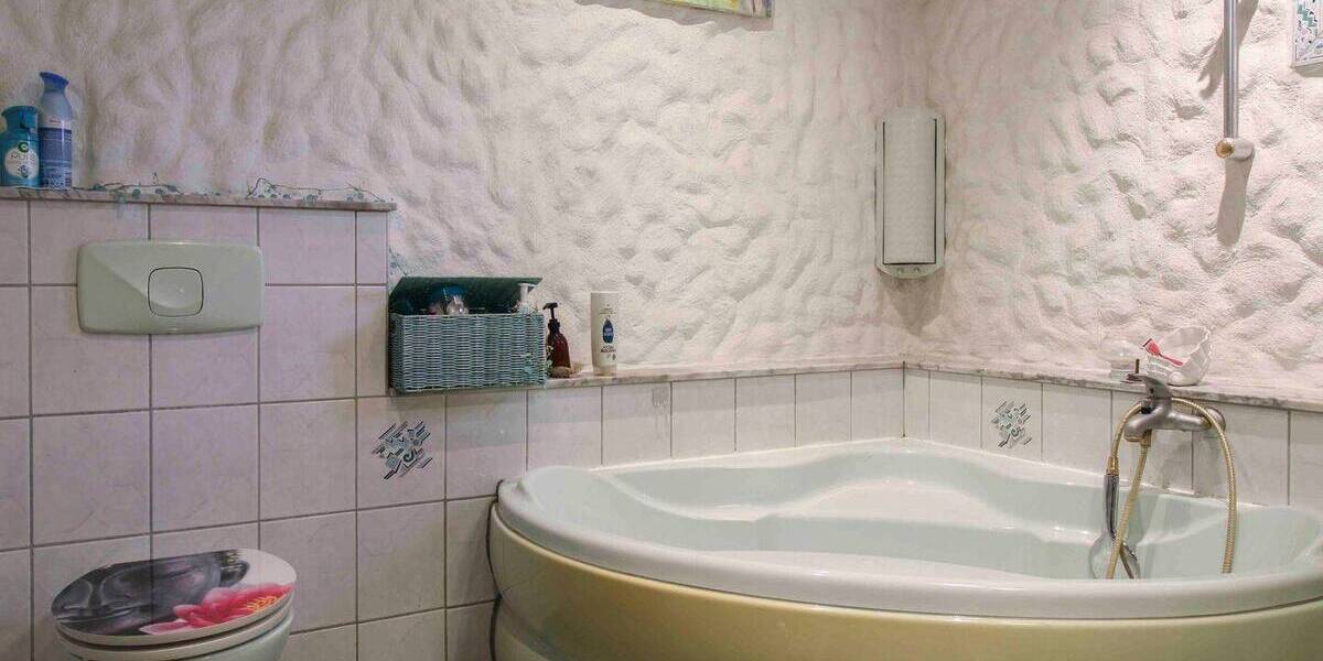 Mehrfamilienhaus, Wohnhaus Fürth Unterfarrnbach - 7 Zimmer, 230 m&sup2;, 528.000&euro; | Angebot:26892957
