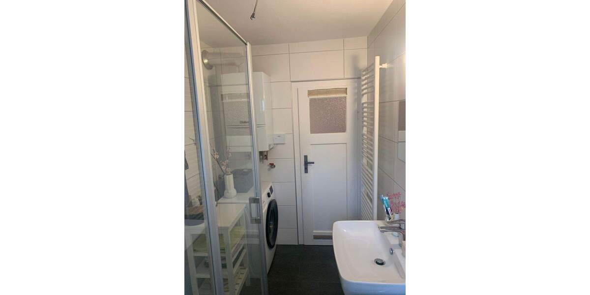 Etagenwohnung Erlangen Innenstadt - 3 Zimmer, 65 m&sup2;, 305.000&euro; | Angebot:25772442