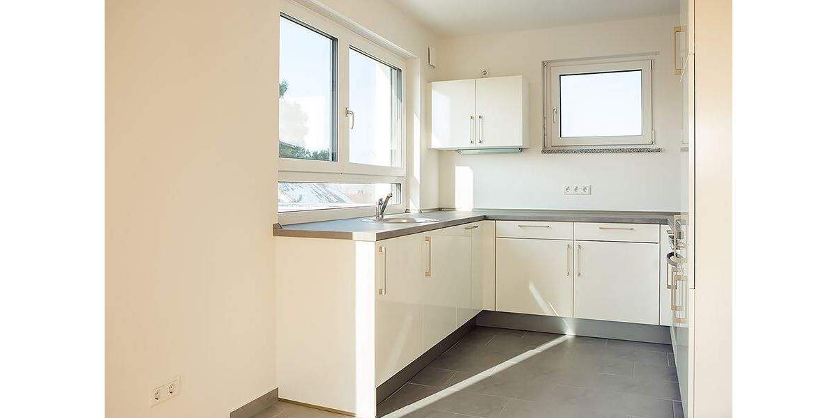 Etagenwohnung Fürth Stadeln - 3 Zimmer, 107 m&sup2;, 1.340&euro; | Angebot:25688776