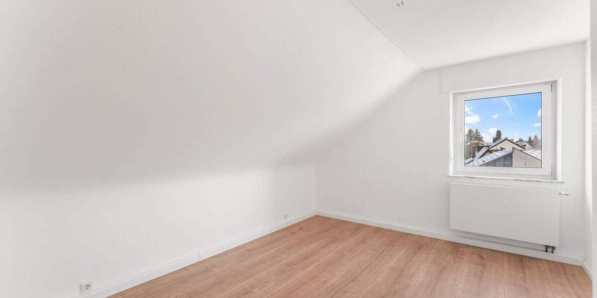 Etagenwohnung Langenzenn - 4 Zimmer, 84 m&sup2;, 239.000&euro; | Angebot:25729235