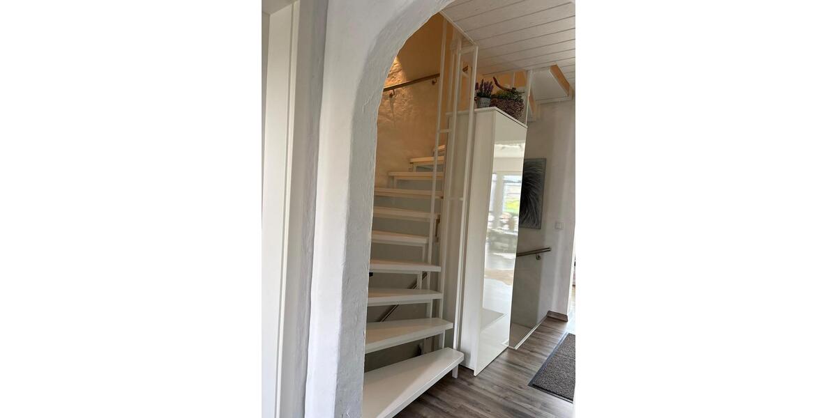 Reihenmittelhaus renoviert in Nürnberg Fischbach 4 zimmer