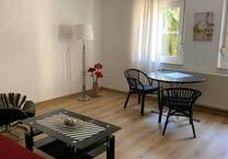 Neu renovierte, möblierte 2-Zimmer-Wohnung, 47 qm, Burgnähe
