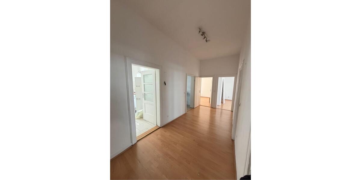 Etagenwohnung Nürnberg Hasenbuck - 4 Zimmer, 87 m&sup2;, 349.000&euro; | Angebot:25416676