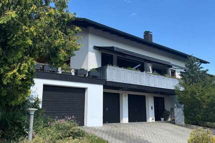 Haus Herzogenaurach - 6 Zimmer, 200 m&sup2;, 599.000&euro; | Angebot:27148059