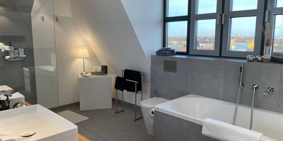 Etagenwohnung Nürnberg Glockenhof - 3 Zimmer, 134 m&sup2;, 2.449&euro; | Angebot:26257773