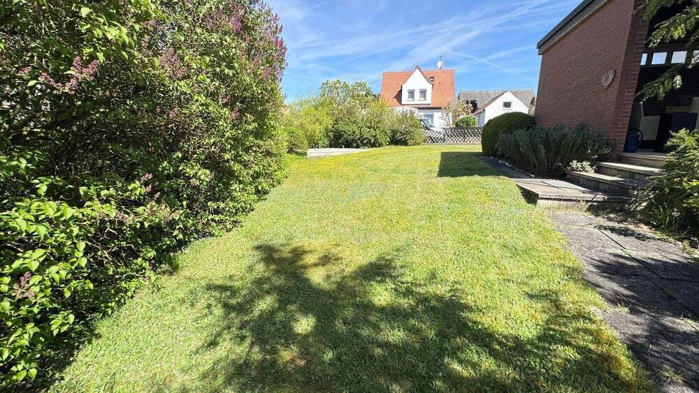 Einfamilienhaus Cadolzburg - 6 Zimmer, 217 m&sup2;, 1.950&euro; | Angebot:26908578