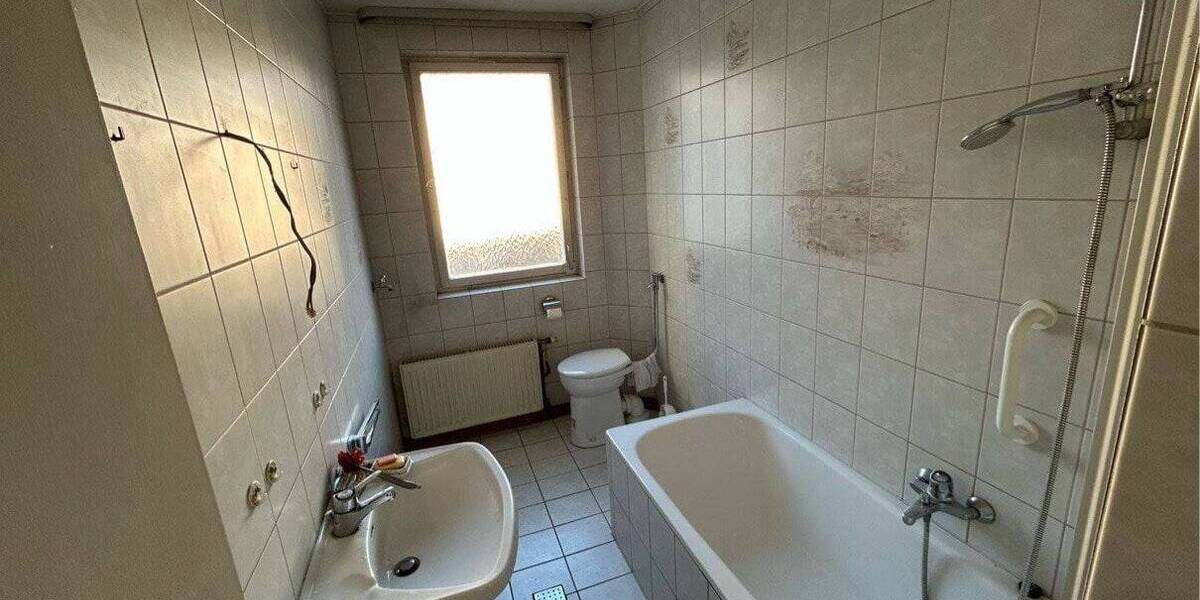 Mehrfamilienhaus, Wohnhaus Erlangen Innenstadt - 5 Zimmer, 93 m&sup2;, 598.000&euro; | Angebot:26920052