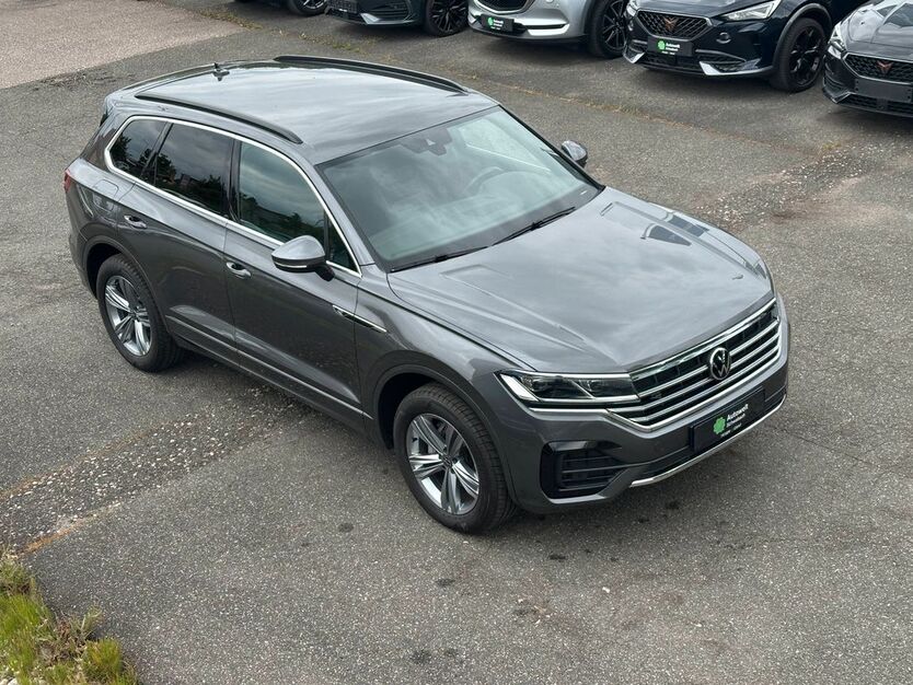 VW Touareg 107.590 km 38.900 € Schwabach 91126