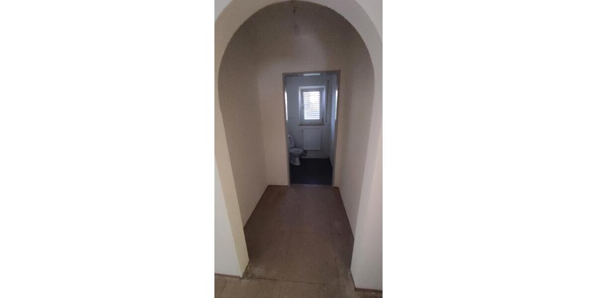 Etagenwohnung Offenhausen - 3 Zimmer, 95 m&sup2;, 850&euro; | Angebot:27602018