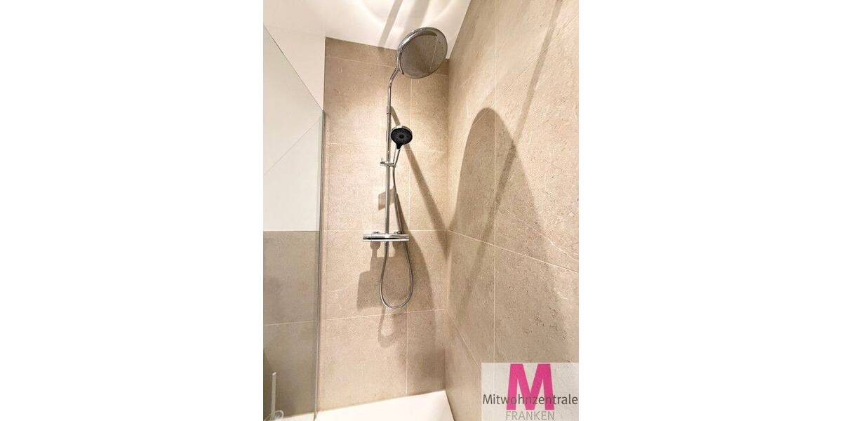 Etagenwohnung Nürnberg Steinbühl - 4 Zimmer, 80 m&sup2;, 1.600&euro; | Angebot:26306230