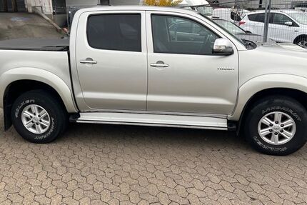Toyota Hilux 220.000 km 14.600 € Nürnberg 90431