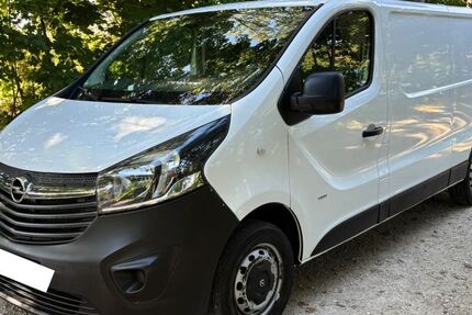 Opel Vivaro 150.000 km 7.990 € Nürnberg 90439