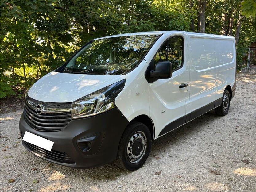 Opel Vivaro 150.000 km 7.990 € Nürnberg 90439