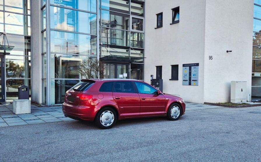 Audi A3 390.000 km 3.690 € Nürnberg 90431