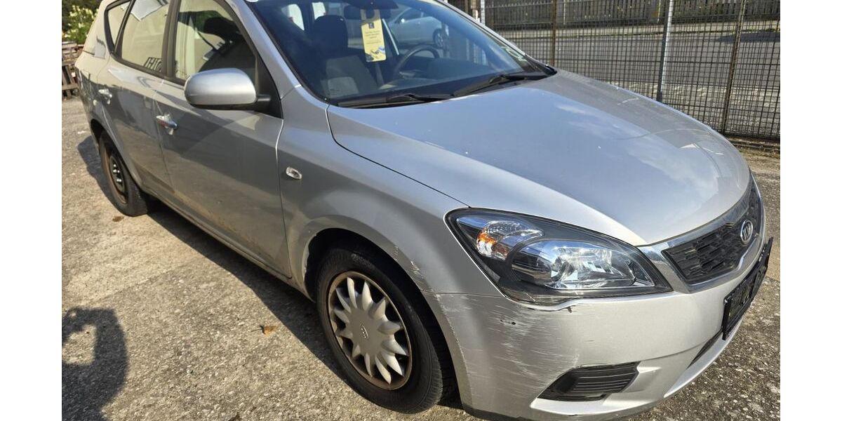 Kia ceed / Ceed 35.750 km 2.498 &euro; Stein 90547