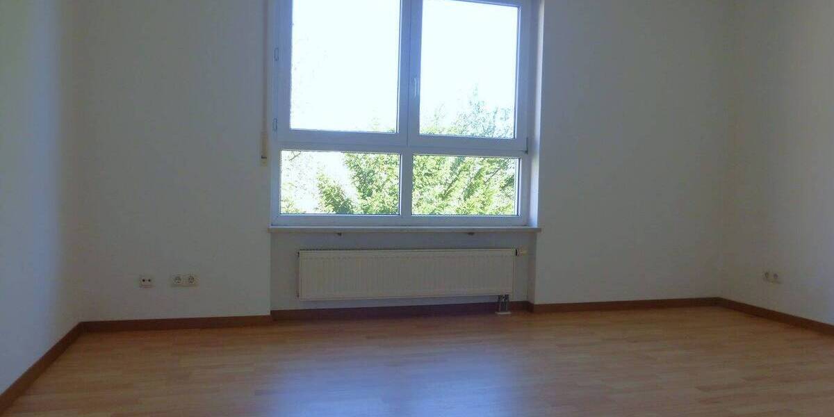 Etagenwohnung Nürnberg Zerzabelshof - 3 Zimmer, 87 m&sup2;, 995&euro; | Angebot:26436752