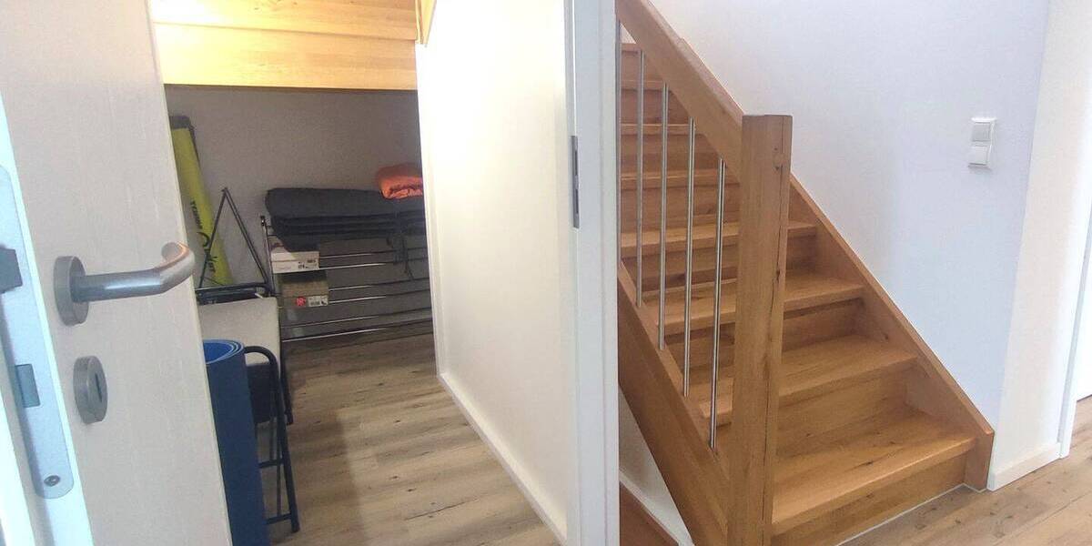 Einfamilienhaus Oberreichenbach - 5 Zimmer, 177 m&sup2;, 2.650&euro; | Angebot:26657299