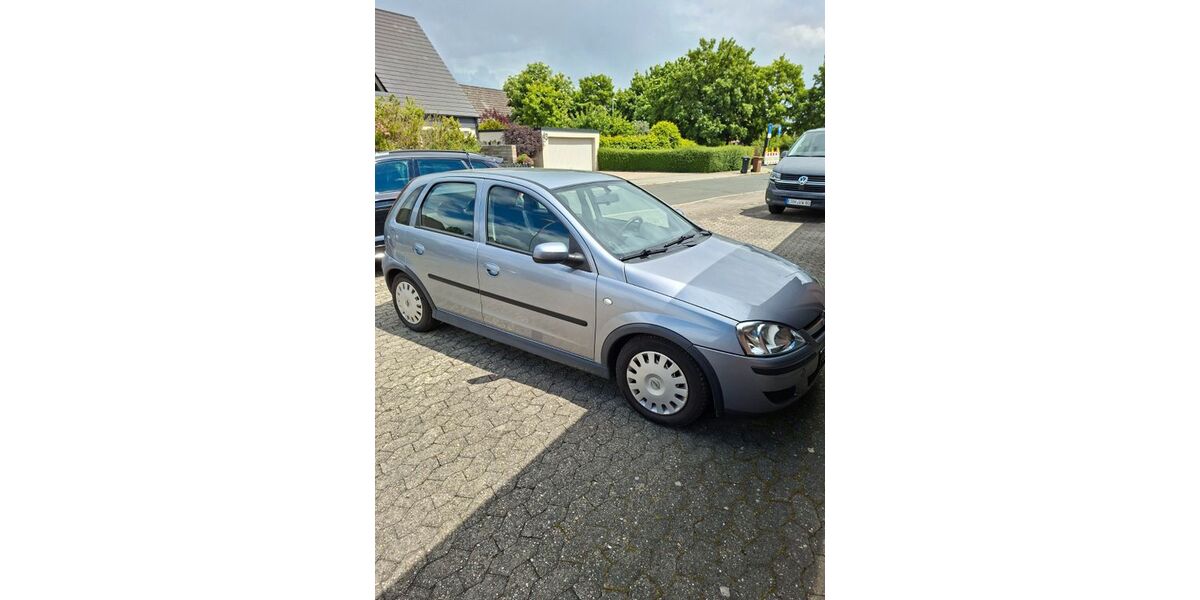 Opel Corsa 121.000 km 2.350 &euro; Herzogenaurach 91074