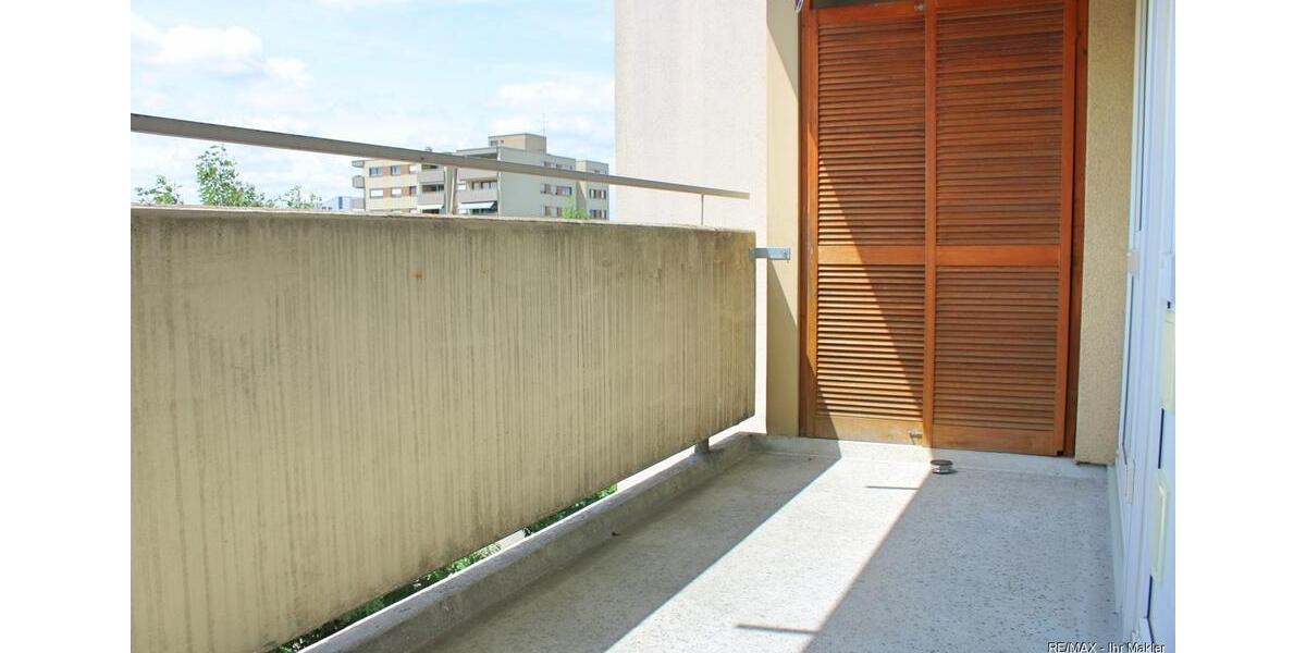 2-Zimmer-Wohnung mit Balkon und Stellplatz in ruhiger Lage in Stein! 2 zimmer