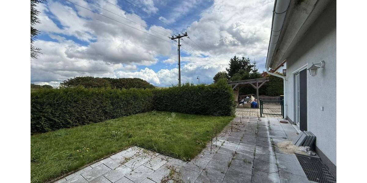 Etagenwohnung Cadolzburg - 2 Zimmer, 94 m&sup2;, 199.000&euro; | Angebot:26852477