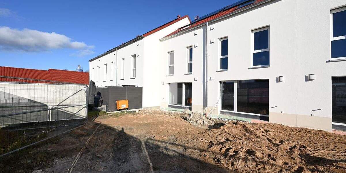 Reihenmittelhaus Postbauer-Heng Heng - 5 Zimmer, 131 m&sup2;, 525.000&euro; | Angebot:23953554