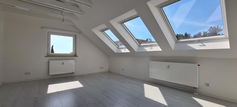 Dachgeschoßwohnung Nürnberg Katzwang - 2 Zimmer, 67 m&sup2;, 850&euro; | Angebot:26148966