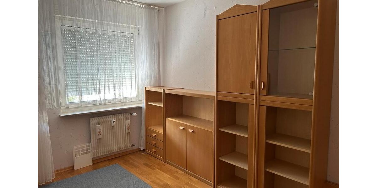 Etagenwohnung Erlangen Bruck - 4 Zimmer, 87 m&sup2;, 330.000&euro; | Angebot:27153951
