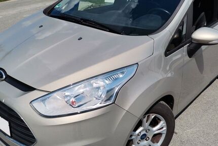 Ford B-Max 157.900 km 4.599 &euro; Fürth 90762