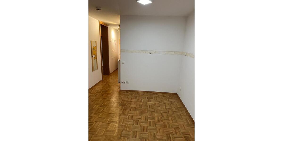 Etagenwohnung Fürth Eigenes Heim - 3 Zimmer, 90 m&sup2;, 1.200&euro; | Angebot:26688599