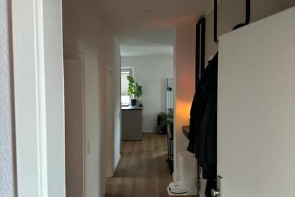 Wohnung Zirndorf - 3 Zimmer, 75 m&sup2;, 990&euro; | Angebot:27605241