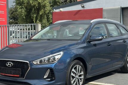 Hyundai i30 94.000 km 10.990 &euro; Nürnberg 90431