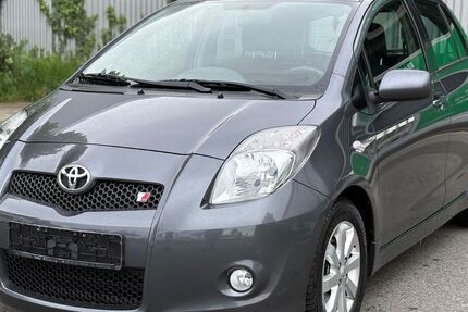 Toyota Yaris 145.000 km 4.490 &euro; Fürth 90763