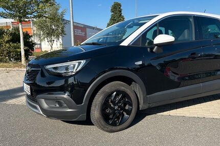 Opel Crossland (X) 99.570 km 8.888 &euro; Wolkersdorf 91126