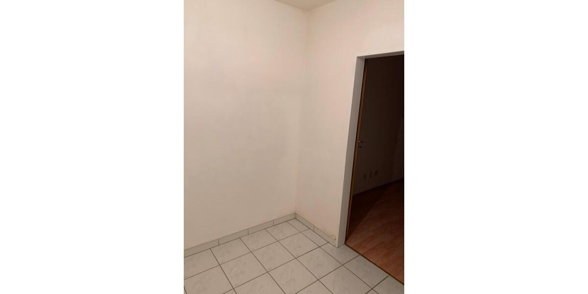 2 Zimmer Mietwohnung mit EBK + Keller + Tiefgaragenstellplatz 2 zimmer