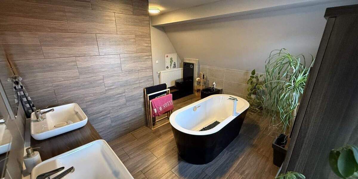 Mehrfamilienhaus, Wohnhaus Roth - 1 Zimmer, 280 m&sup2;, 575.000&euro; | Angebot:24793192