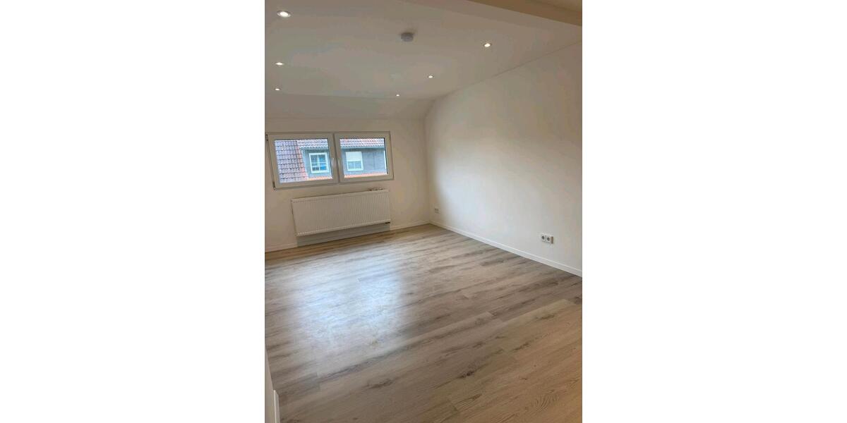 Neu Renoviert 2 Zimmer Wohnung ca. 50 qm in der Nähe Piasten zimmer