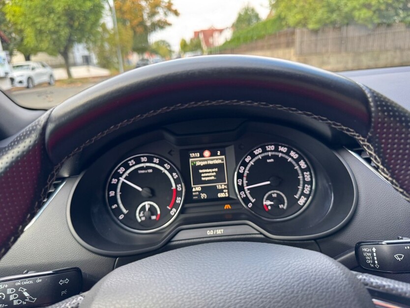 Skoda Octavia RS 245 224.000 km 10.399 € Schwanstetten 90596