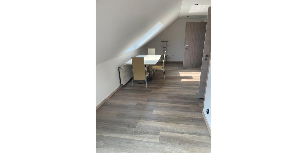 Dachgeschoßwohnung Schwabach - 2 Zimmer, 45 m&sup2;, 750&euro; | Angebot:25658197