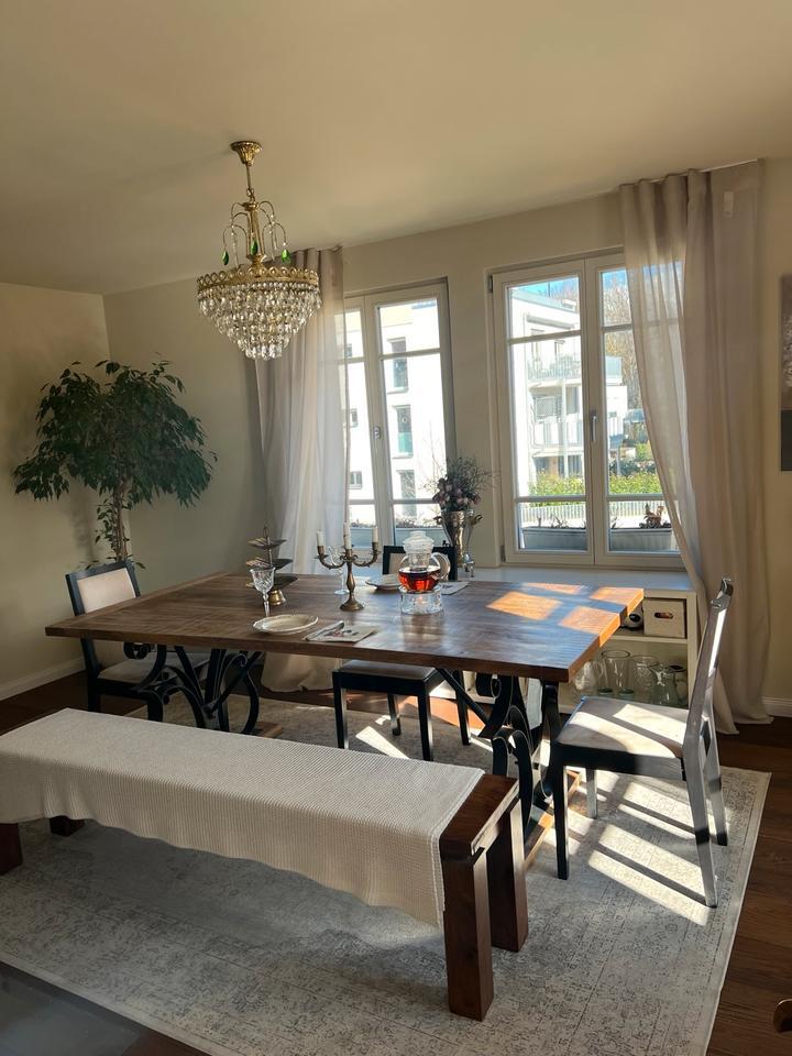 Provisionsfrei! Saniertes Einfamilienhaus +großem Garten & Garage