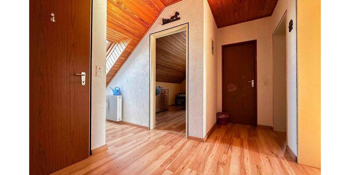 Doppelhaushälfte Nürnberg Schweinau - 8 Zimmer, 179 m&sup2;, 589.000&euro; | Angebot:26704701