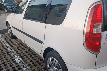 Skoda Roomster 253.500 km 2.200 &euro; Roth 91154