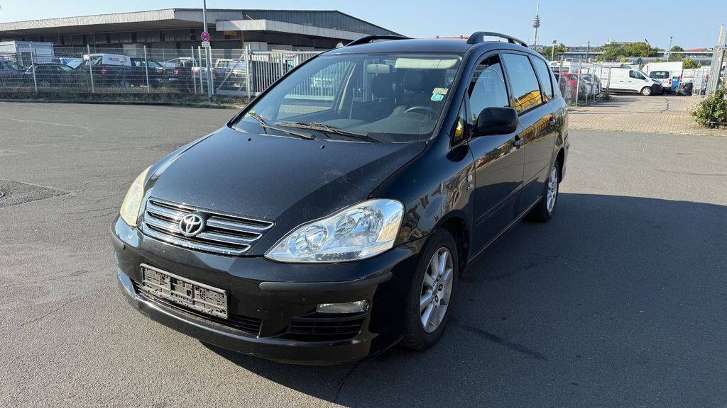 Toyota Avensis Verso 295.000 km 2.200 &euro; Fürth 90762