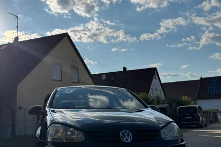 VW Golf 290.000 km 2.100 &euro; Erlangen 91056