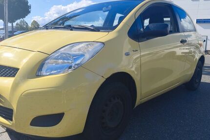 Toyota Yaris 183.000 km 1.350 &euro; Fürth 90763