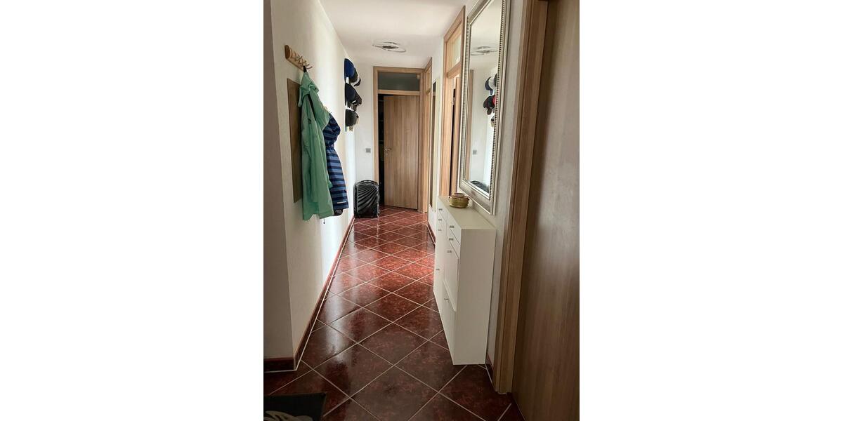 Etagenwohnung Nürnberg Altenfurt - 3 Zimmer, 70 m&sup2;, 215.000&euro; | Angebot:25641159