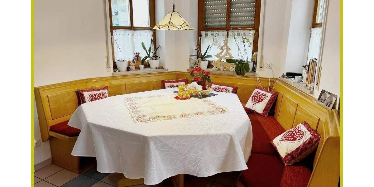 Gepflegtes & sonniges Haus mit viel Platz und schöner Aussicht! 4 zimmer